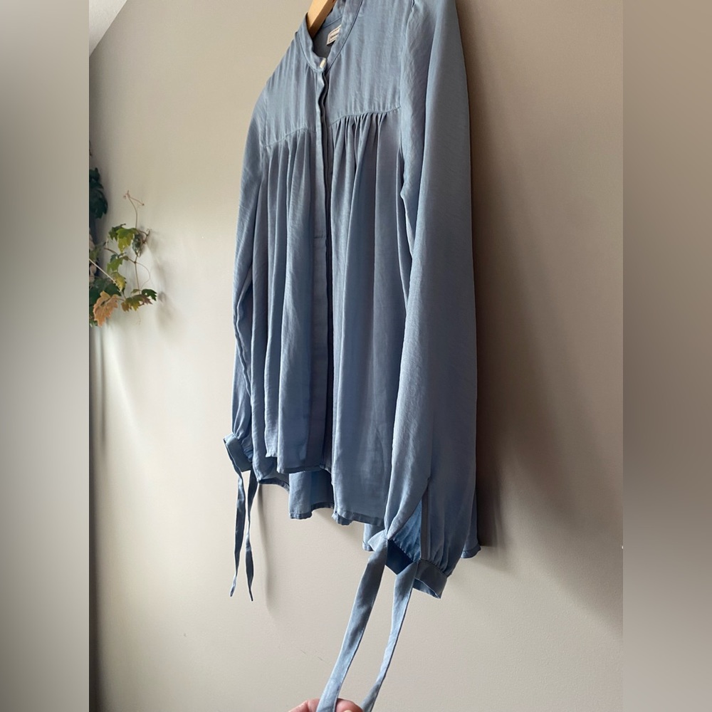 NEW Abercrombie & Fitch blouse balloon sleeves small oversized button down shirt
